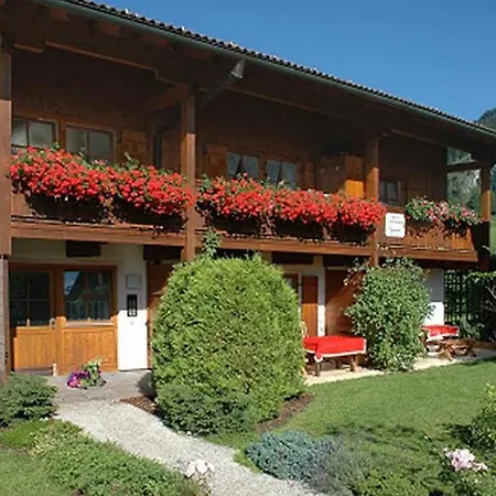 Apartment Schencking 1 *